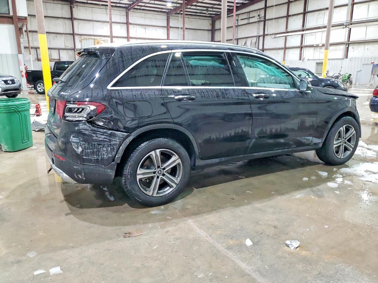 2021 MERCEDES-BENZ GLC 300 4MATIC photo 3