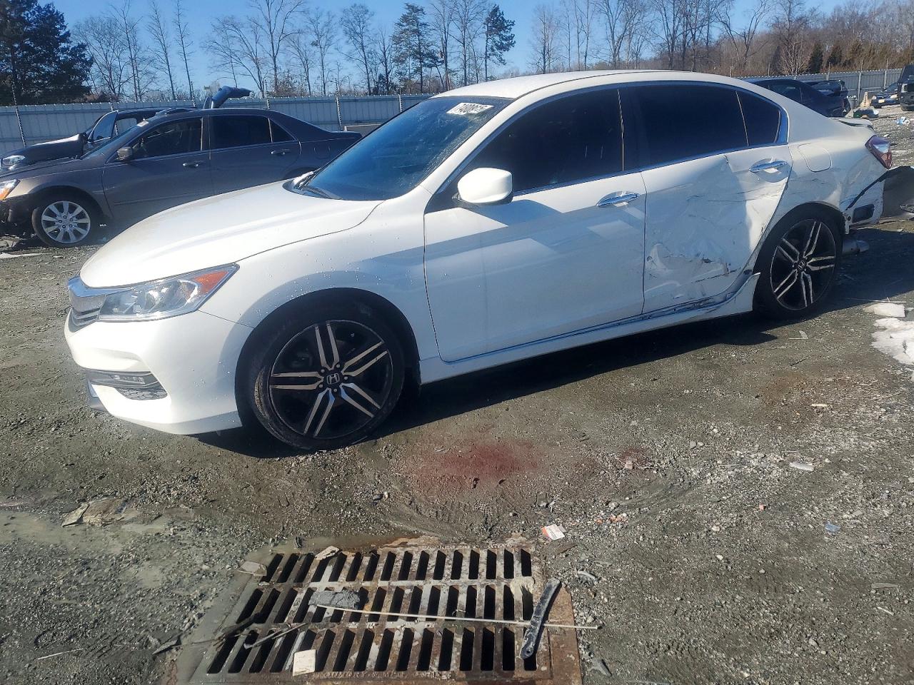 2017 HONDA ACCORD