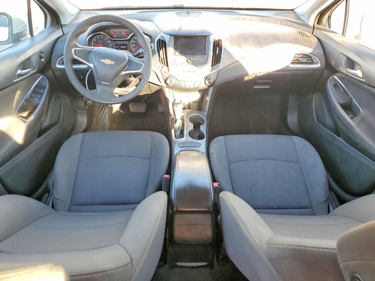 2019 CHEVROLET CRUZE LS photo 22