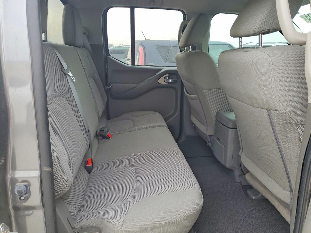 2019 NISSAN FRONTIER S photo 10
