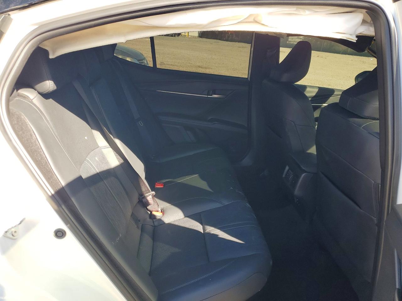2025 TOYOTA CAMRY XSE photo 10