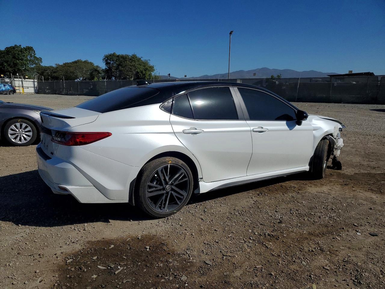 2025 TOYOTA CAMRY XSE photo 3