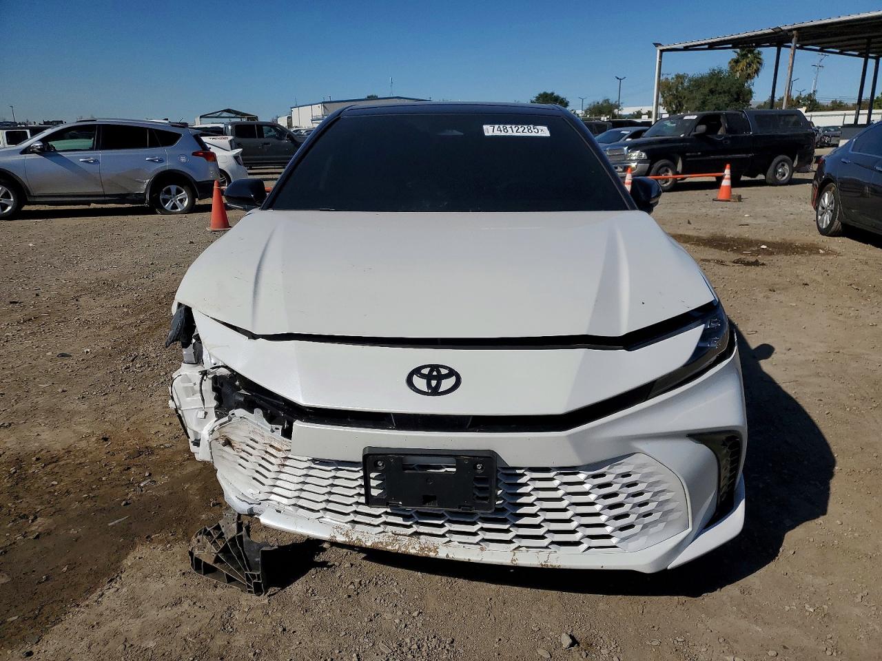 2025 TOYOTA CAMRY XSE photo 5
