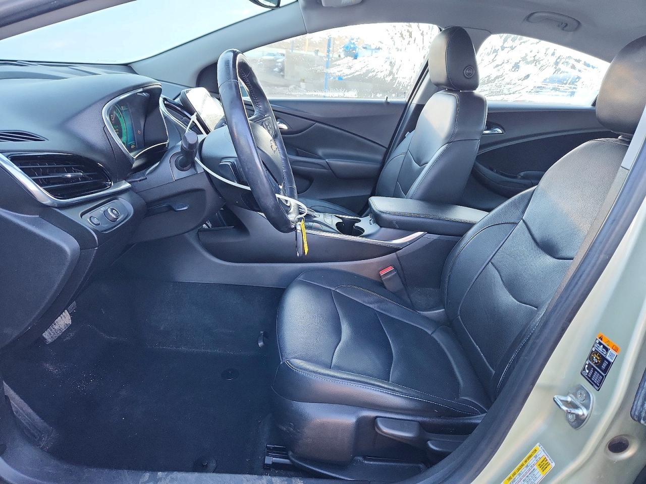 2017 CHEVROLET VOLT PREMIER photo 19
