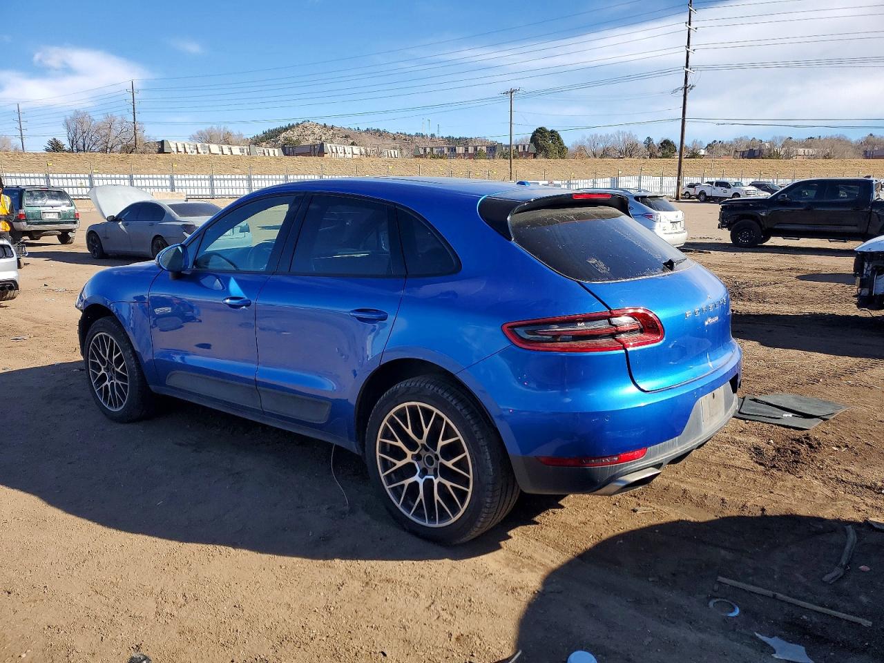 2017 PORSCHE MACAN photo 3