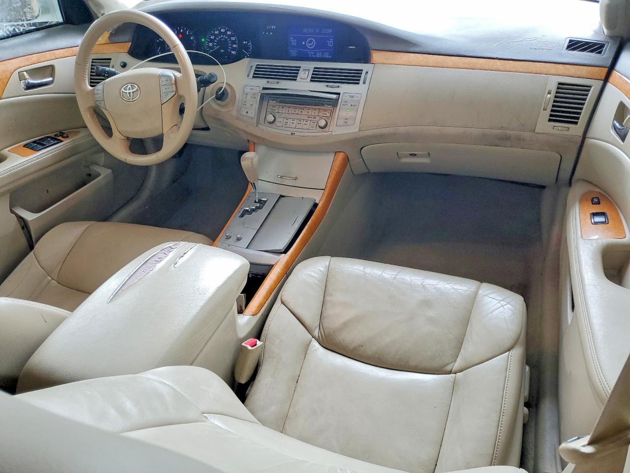 2006 TOYOTA AVALON photo 15