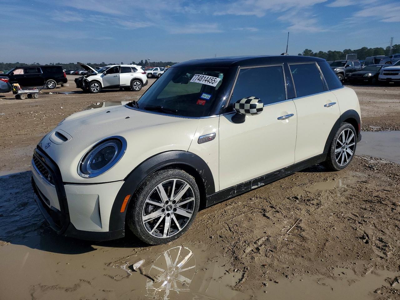 2023 MINI COOPER