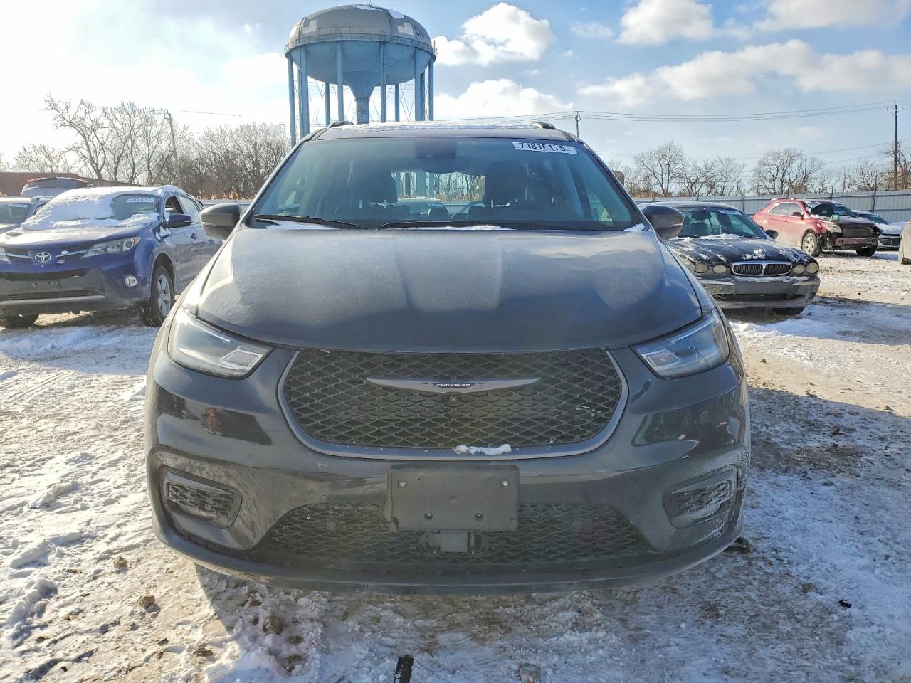 2023 CHRYSLER PACIFICA TOURING L photo 9