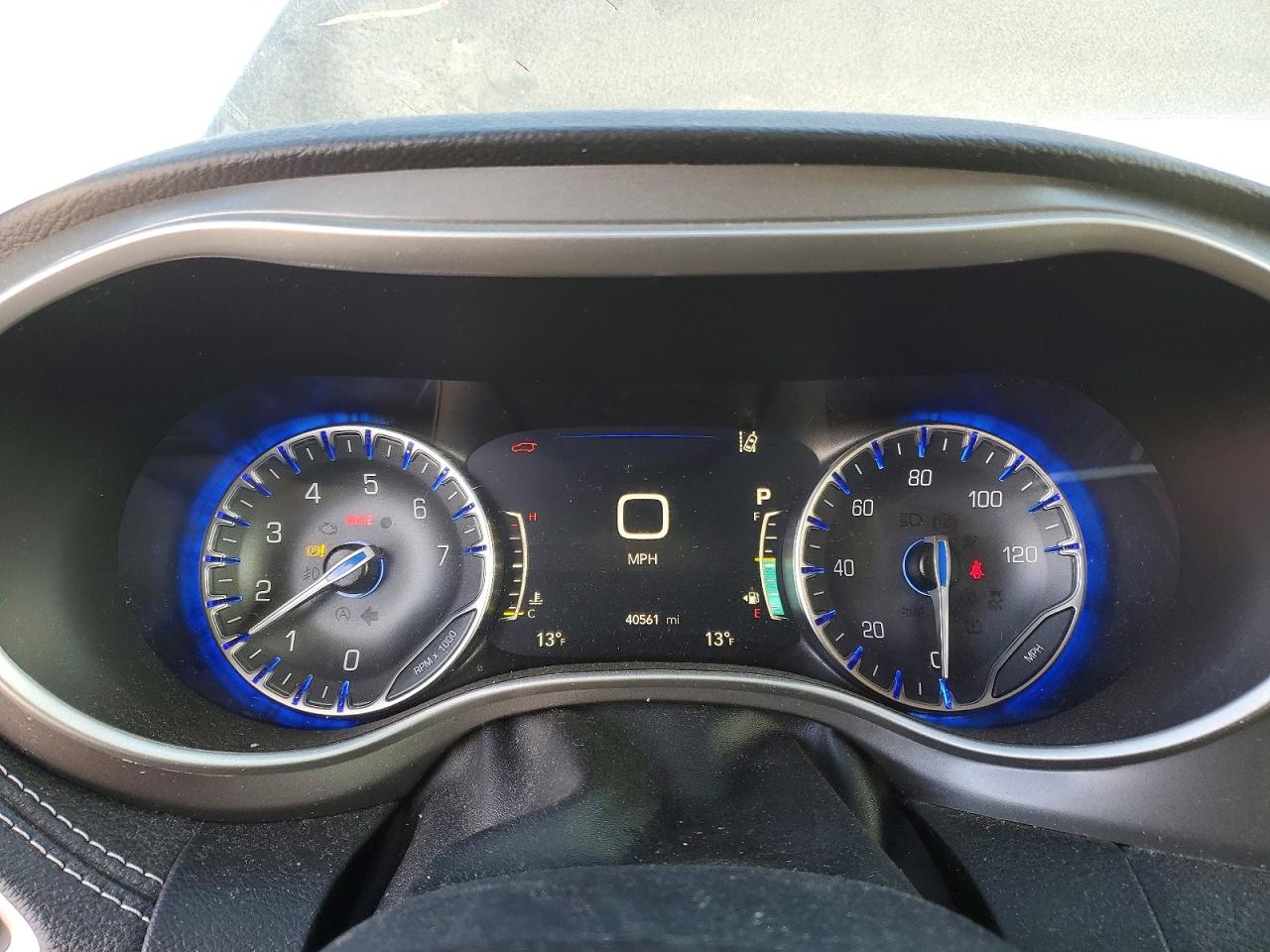 2023 CHRYSLER PACIFICA TOURING L photo 17
