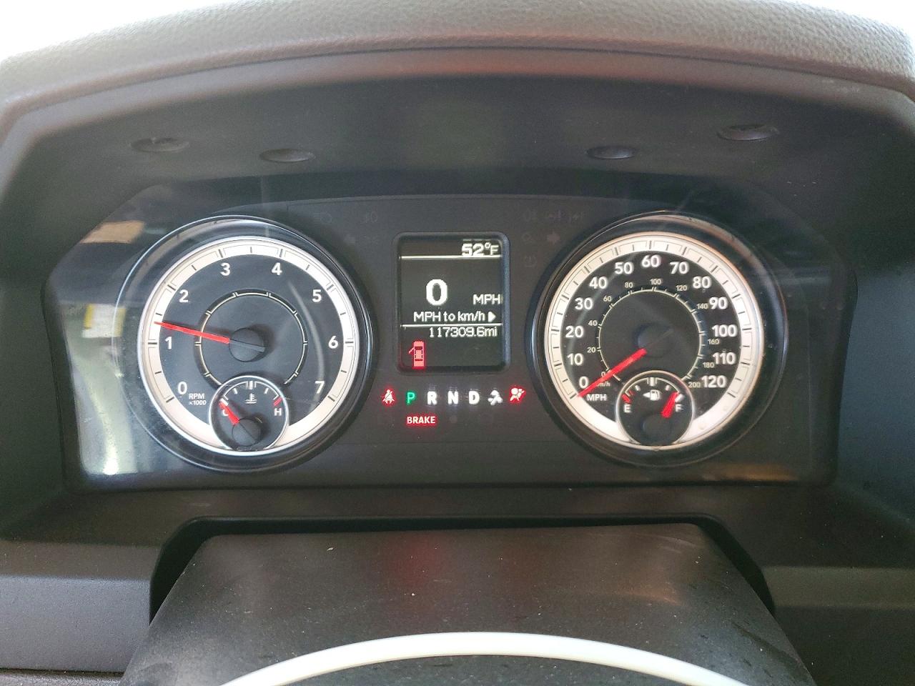 2016 RAM 1500 photo 25