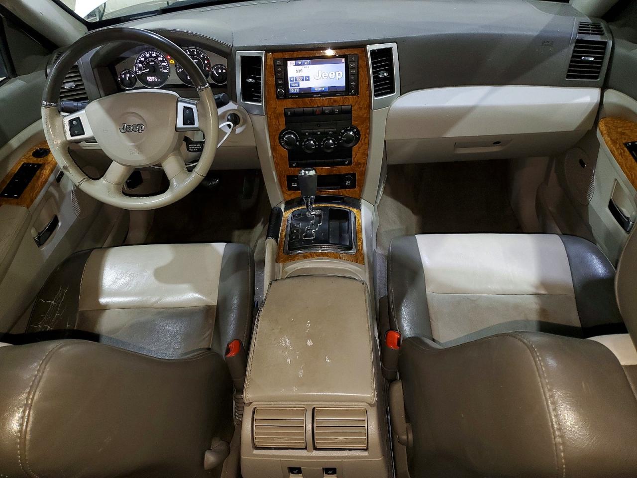 2010 JEEP GRAND CHEROKEE LIMITED photo 8