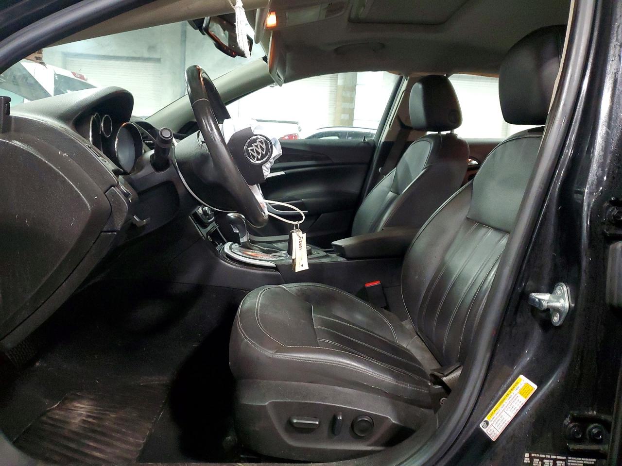 2011 BUICK REGAL CXL photo 7