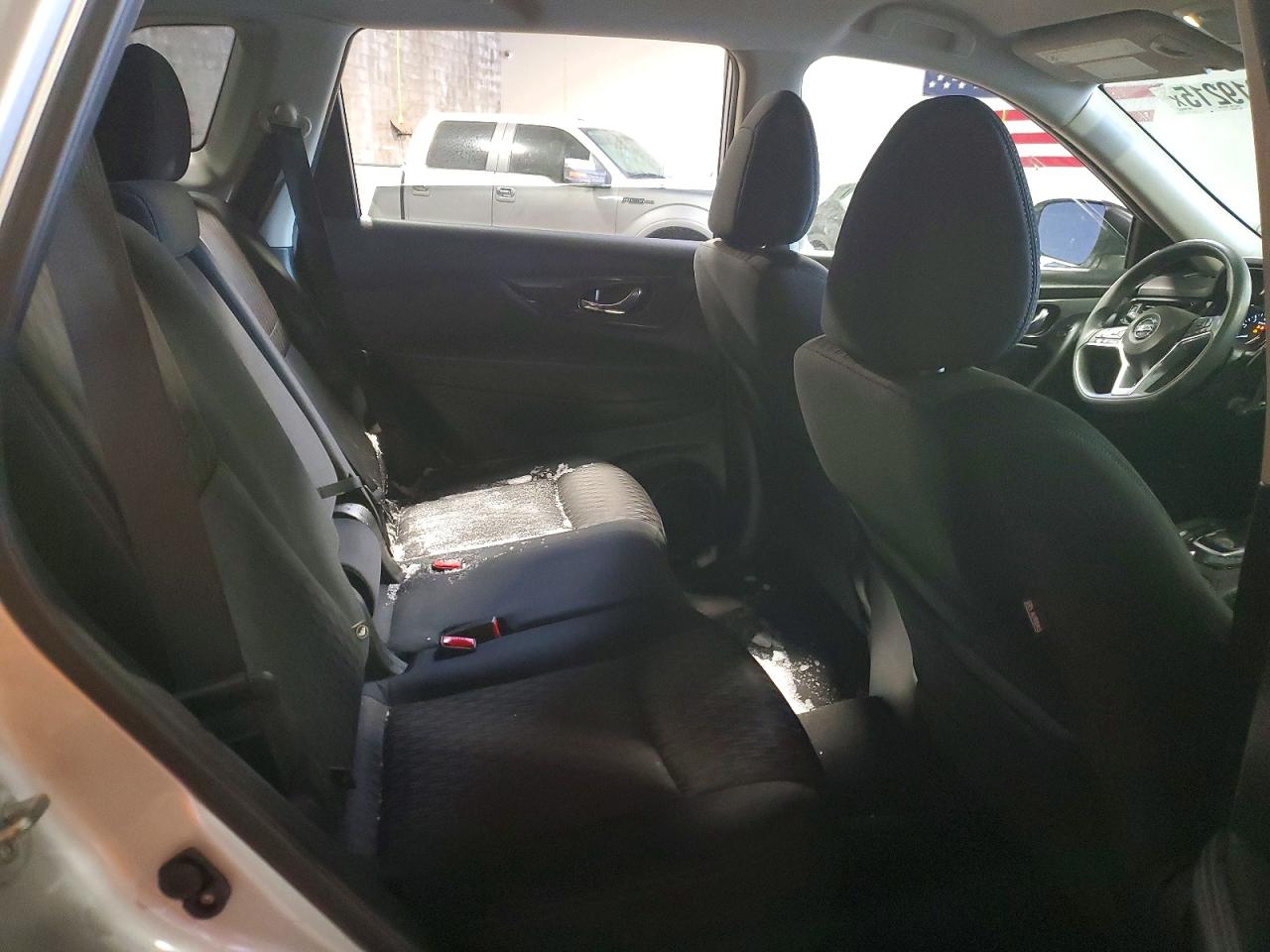 2017 NISSAN ROGUE S photo 11