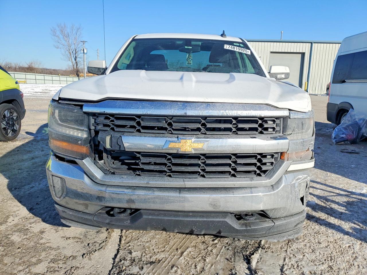 2017 CHEVROLET SILVERADO K1500 LT photo 5