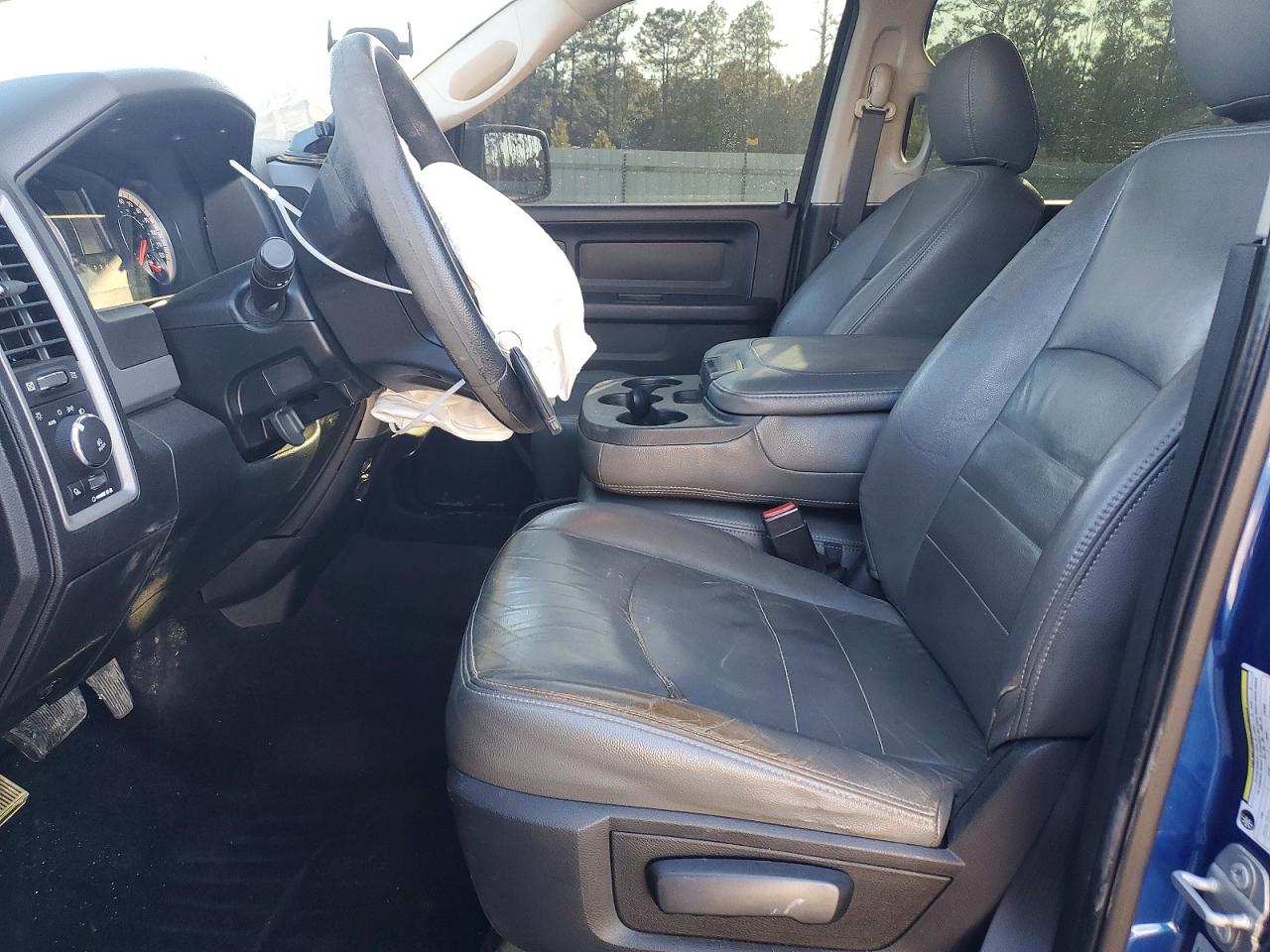 2017 RAM 1500 ST photo 13