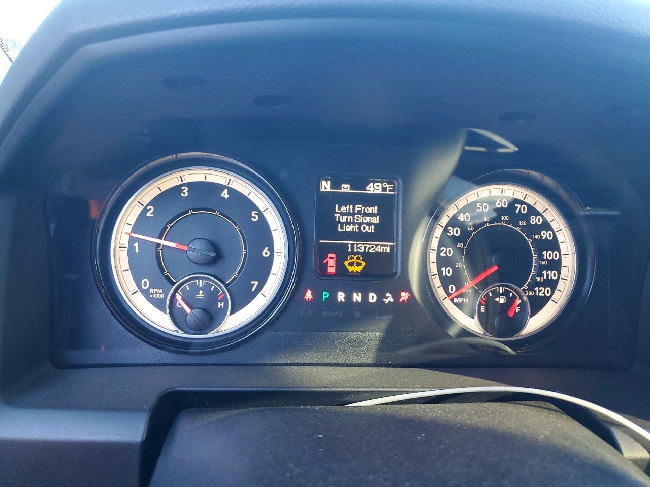 2017 RAM 1500 ST photo 17