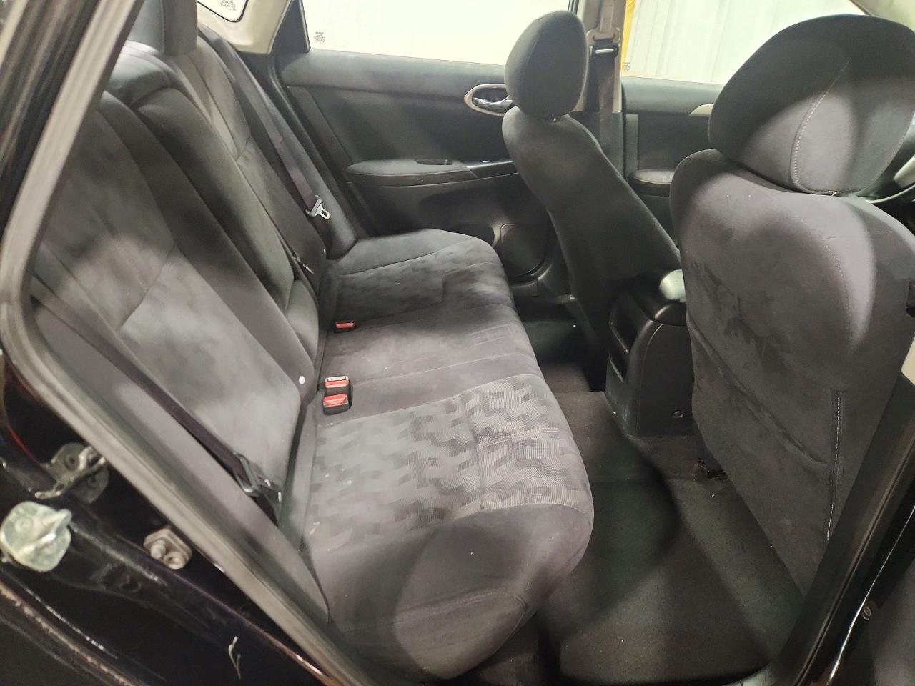 2013 NISSAN SENTRA S photo 10