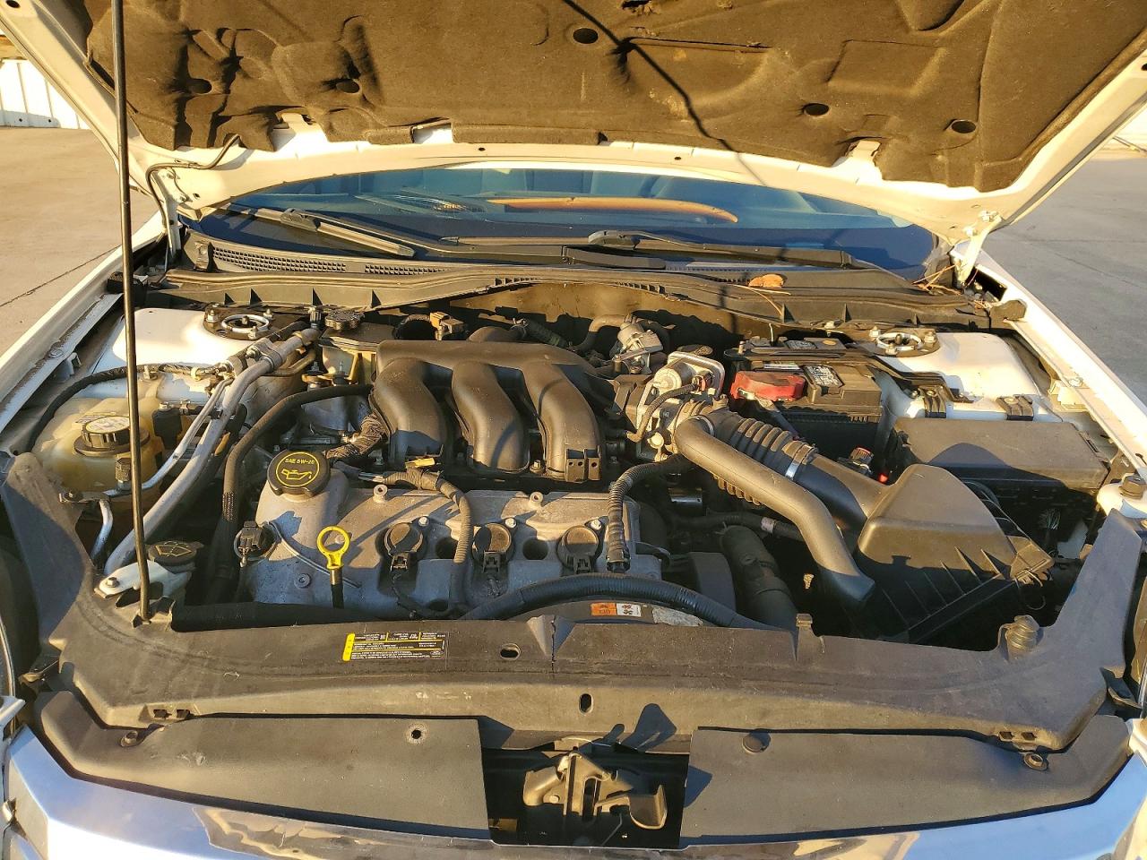 2009 FORD FUSION SE photo 21