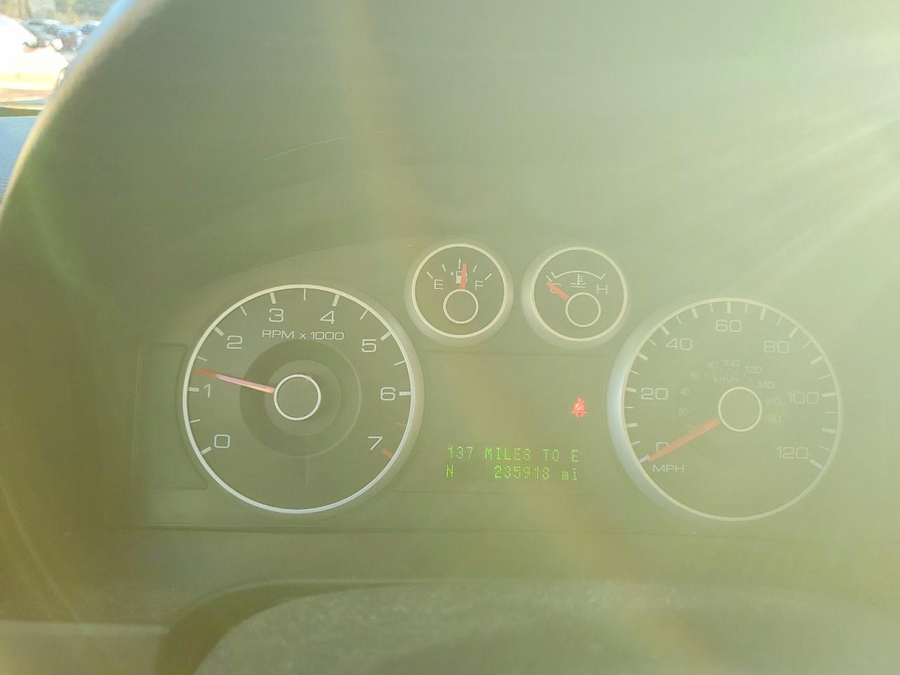 2009 FORD FUSION SE photo 17
