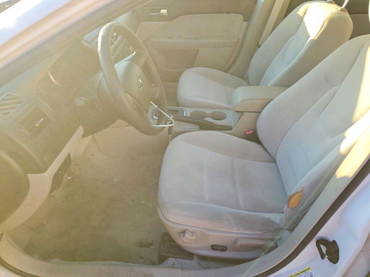 2009 FORD FUSION SE photo 13