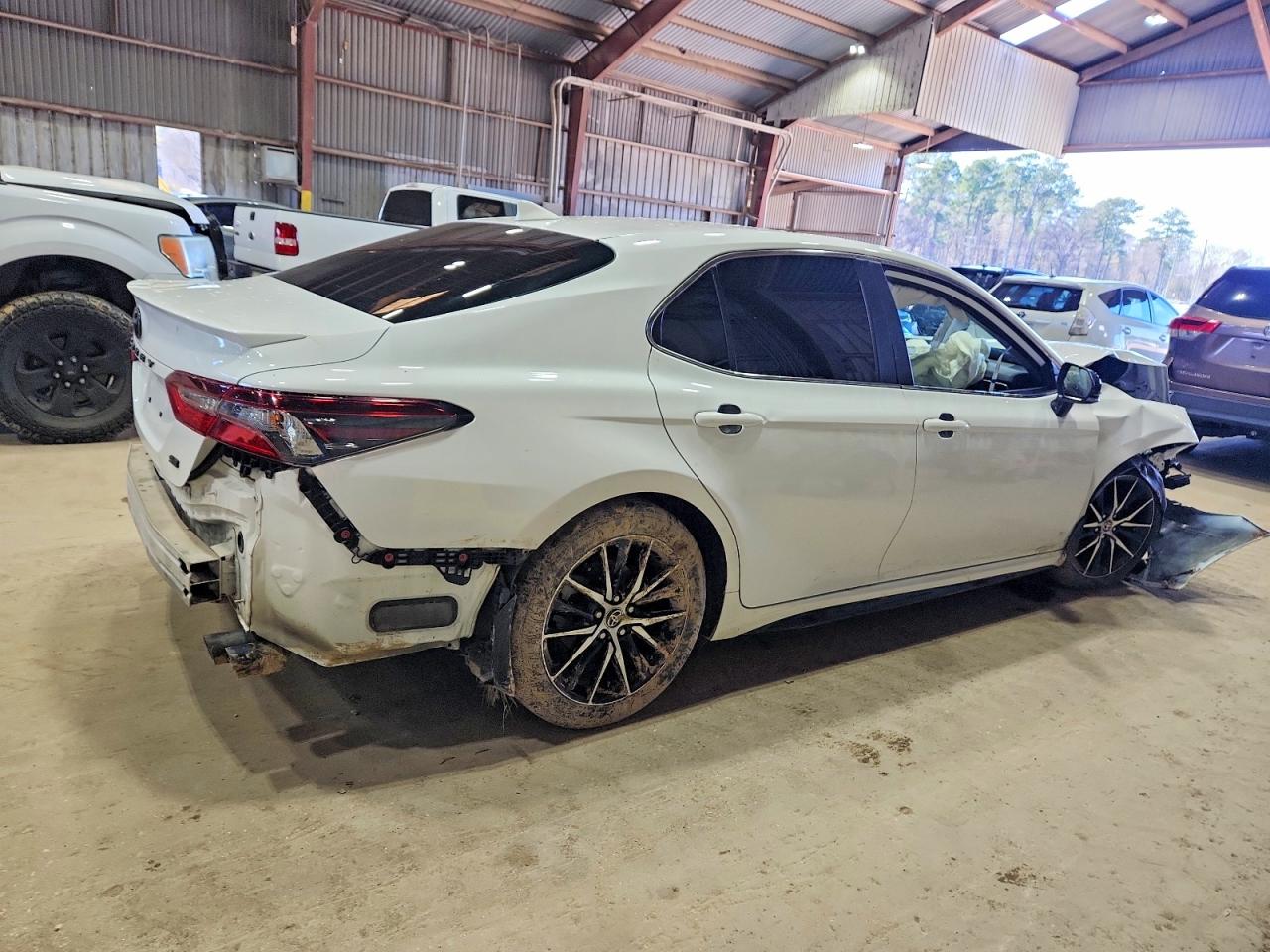 2023 TOYOTA CAMRY SE NIGHT SHADE photo 5