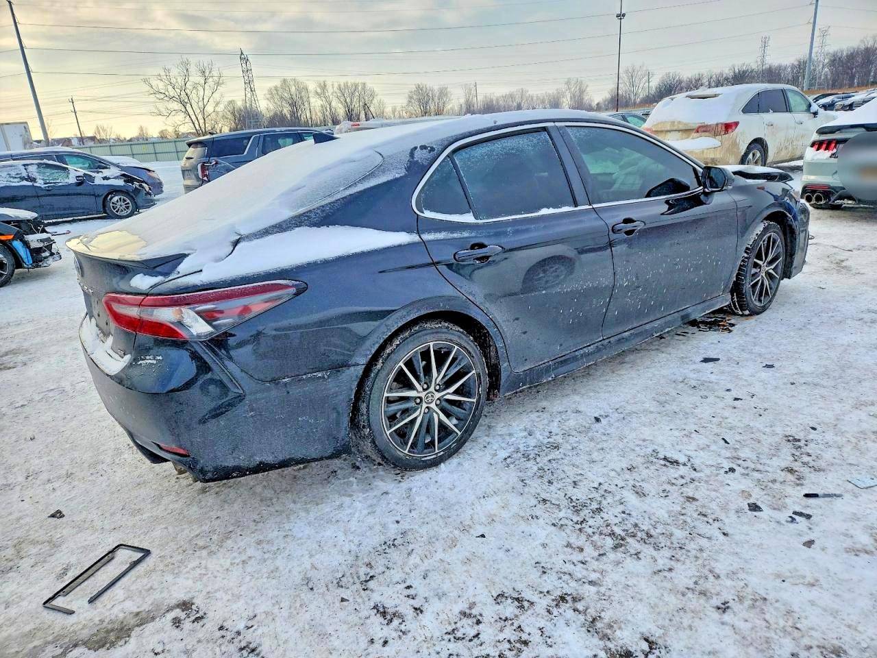 2023 TOYOTA CAMRY SE NIGHT SHADE photo 5