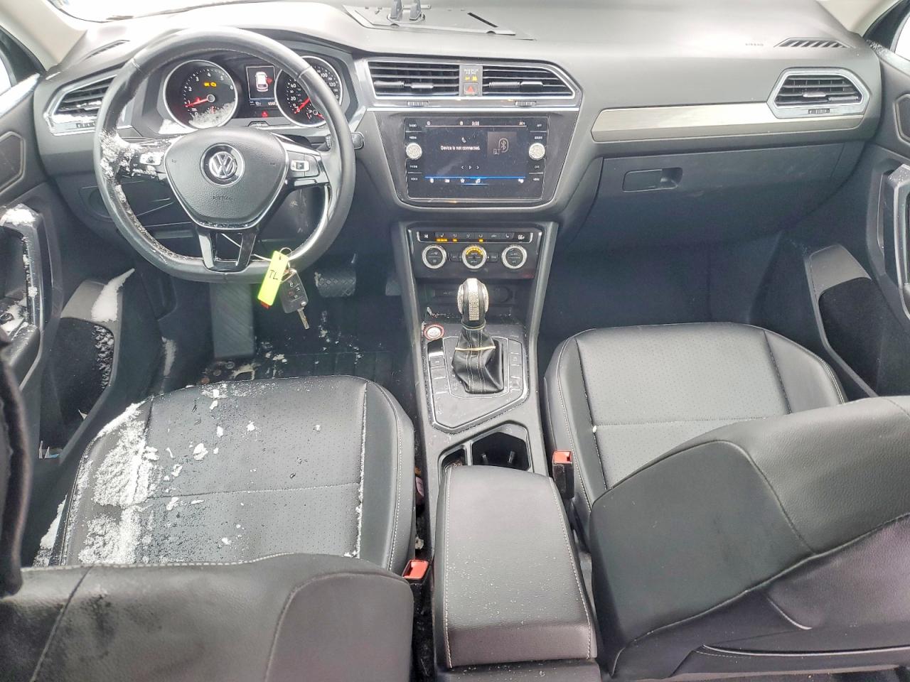 2021 VOLKSWAGEN TIGUAN SE photo 15