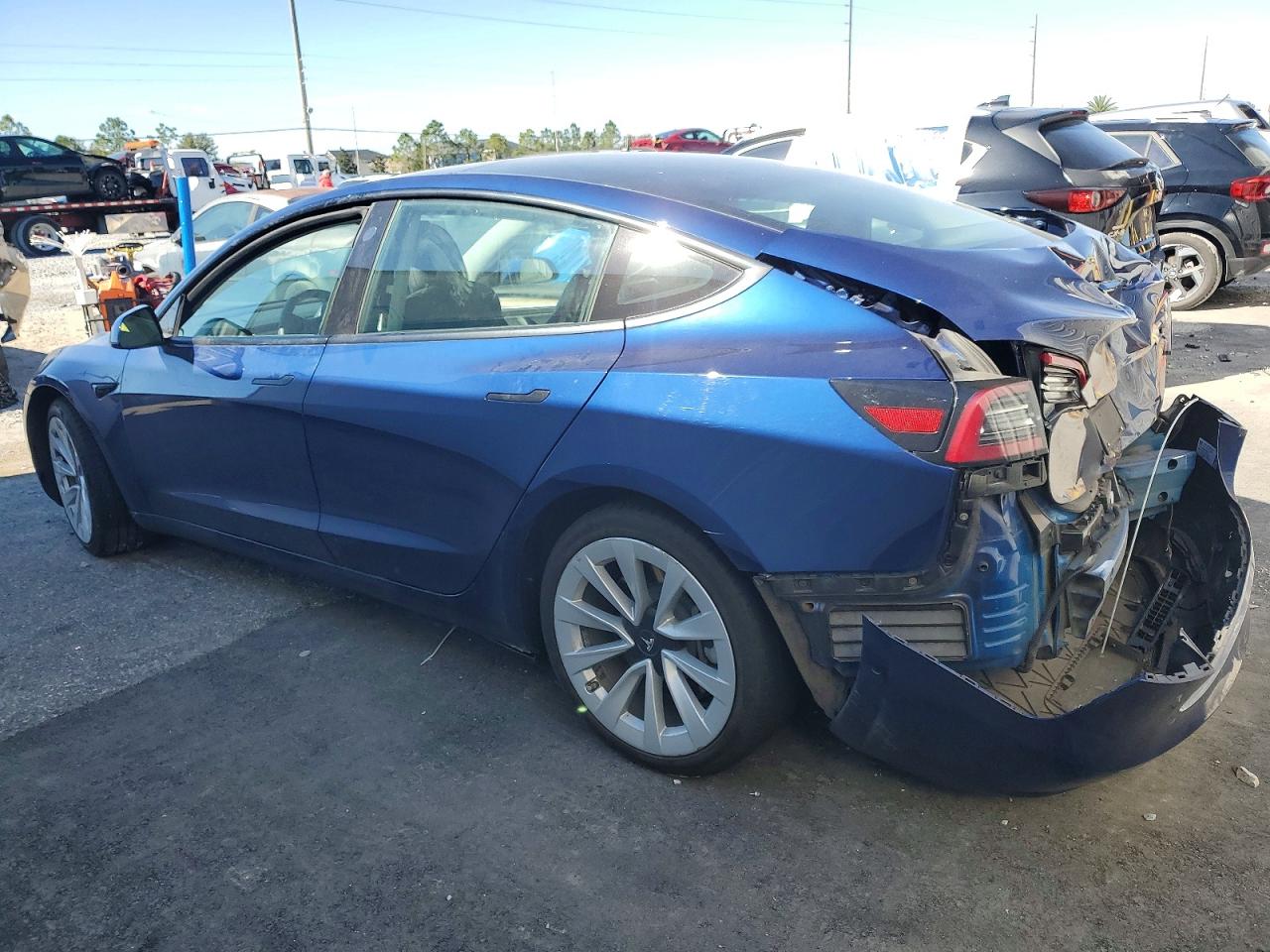 2022 TESLA MODEL 3 photo 2
