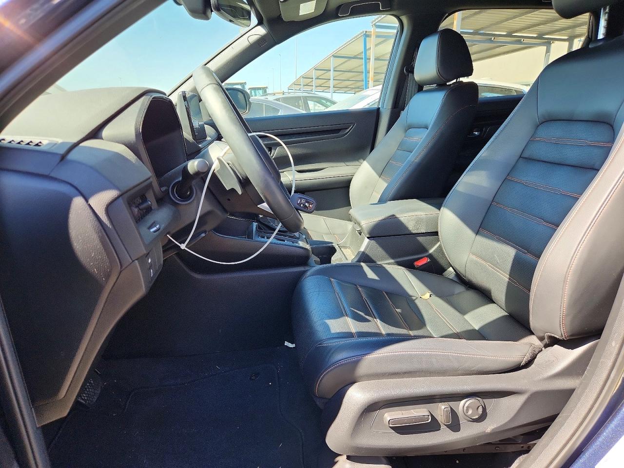 2024 HONDA PILOT photo 19