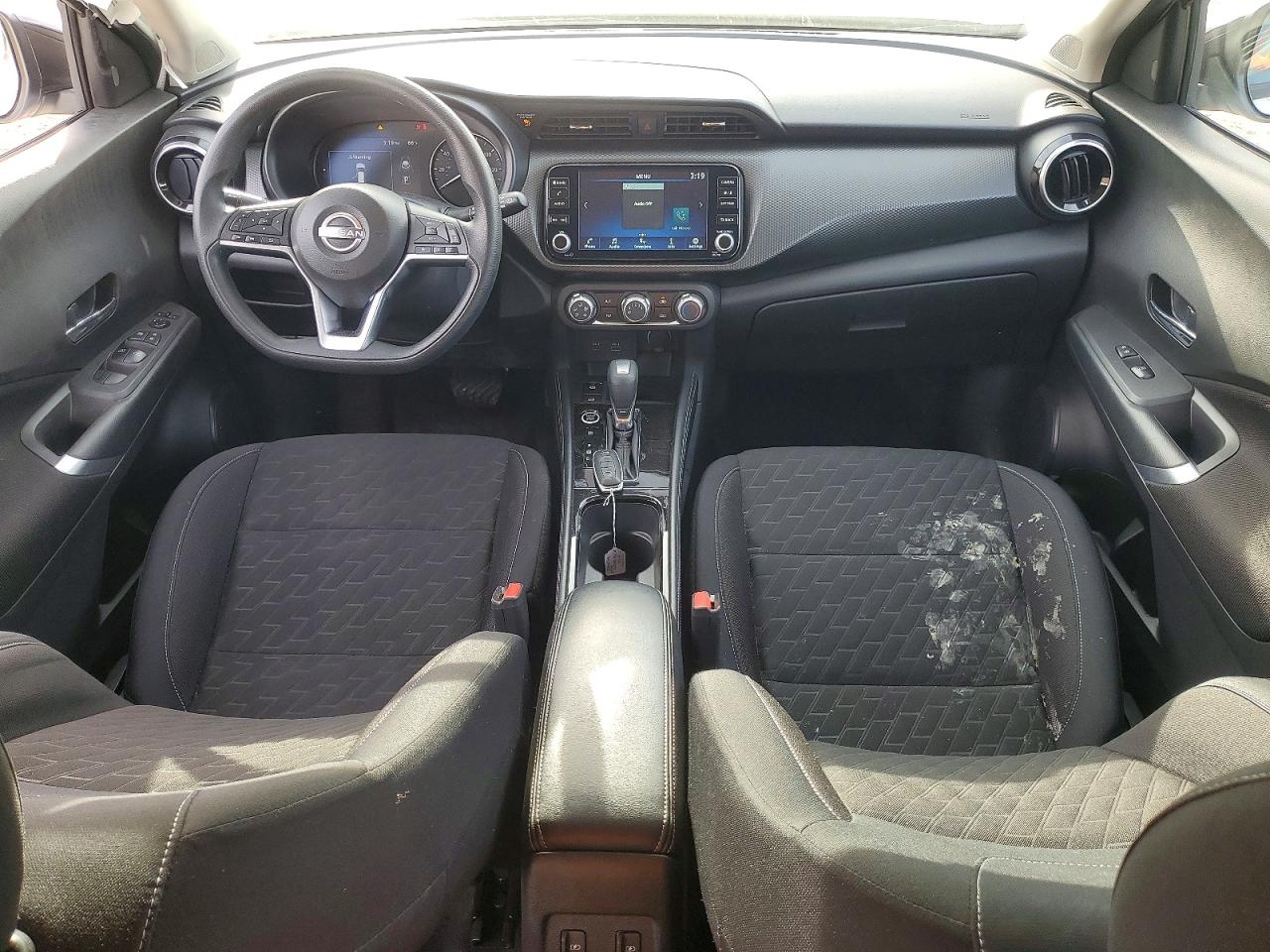 2023 NISSAN KICKS SV photo 8