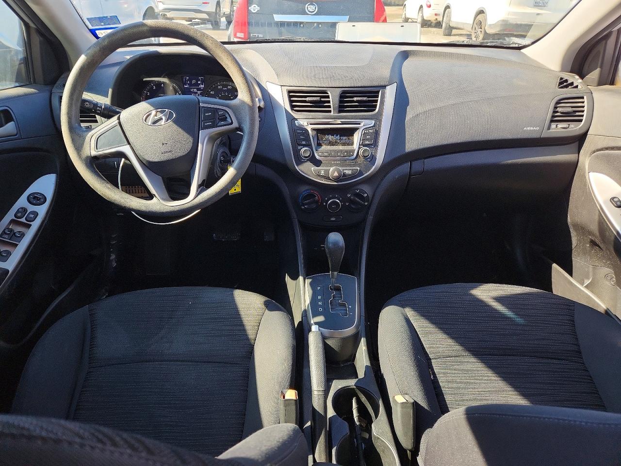 2015 HYUNDAI ACCENT GS photo 8