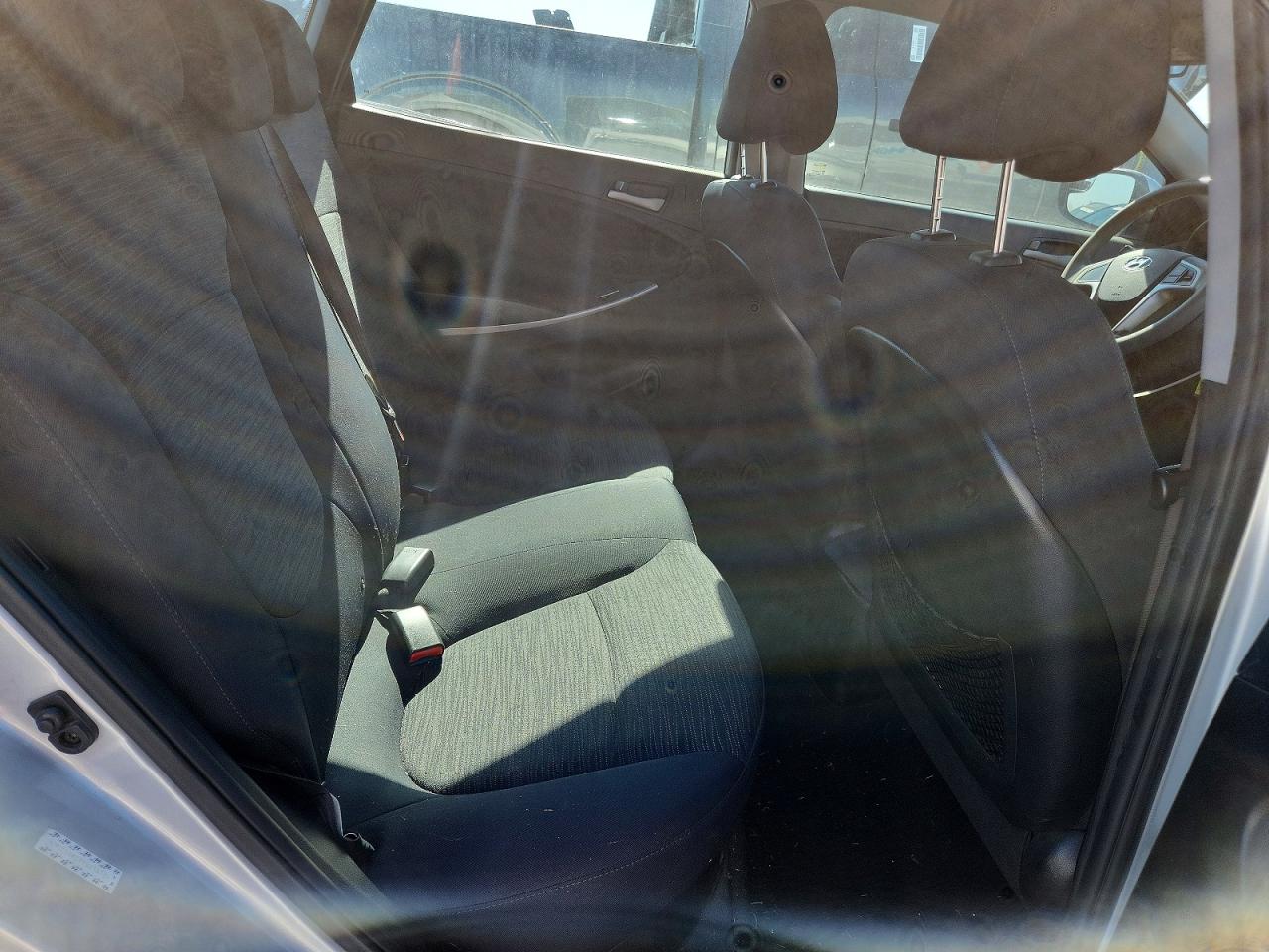 2015 HYUNDAI ACCENT GS photo 10