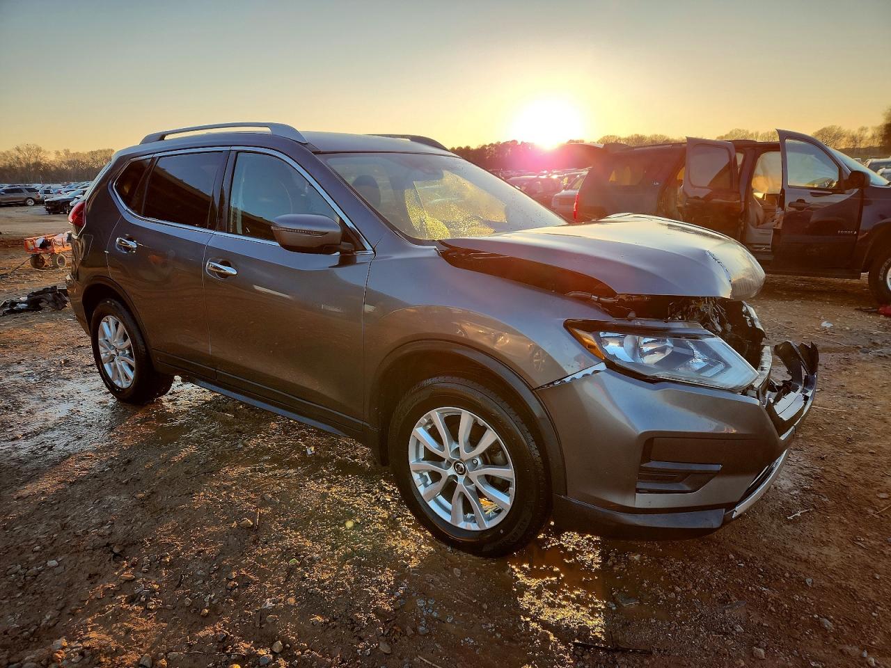 2019 NISSAN ROGUE SV photo 7