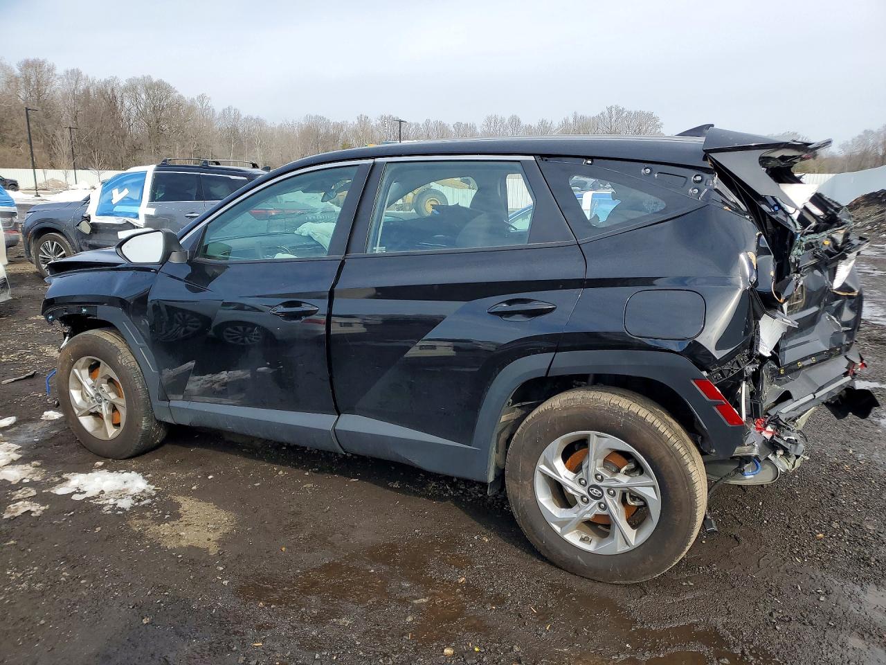 2024 HYUNDAI TUCSON SE photo 4