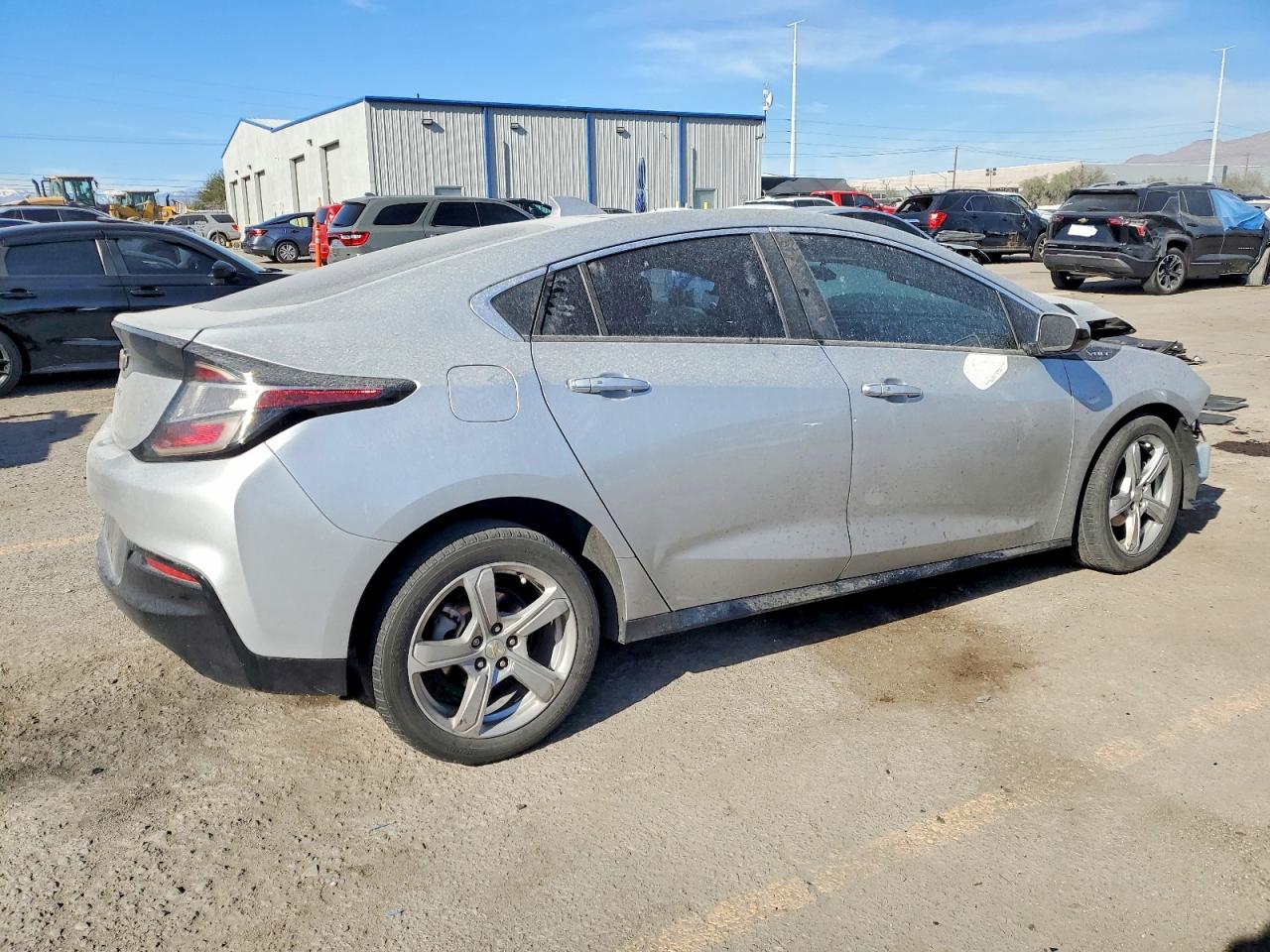 2017 CHEVROLET VOLT LT photo 5