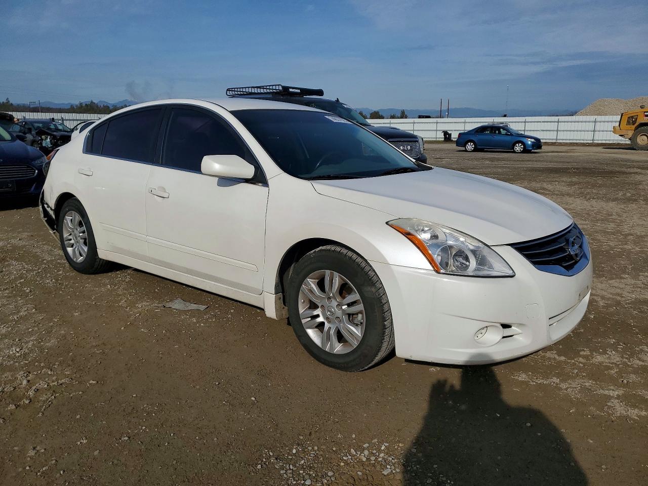 2012 NISSAN ALTIMA BASE photo 4