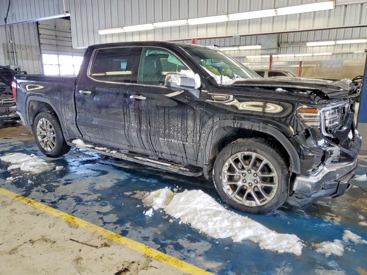 2025 GMC SIERRA K1500 SLT photo 7