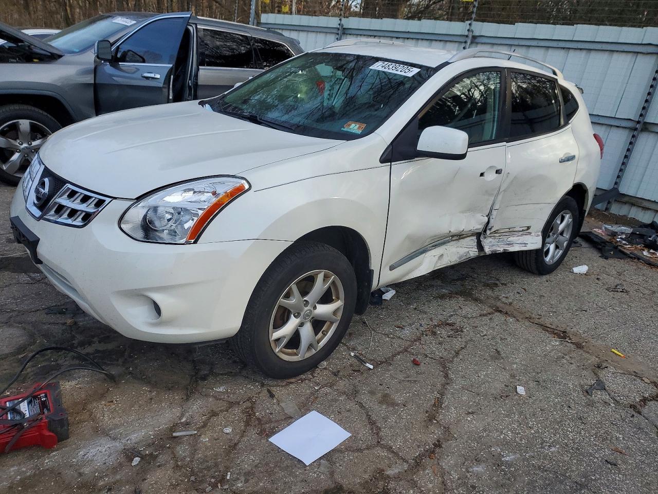 2011 NISSAN ROGUE