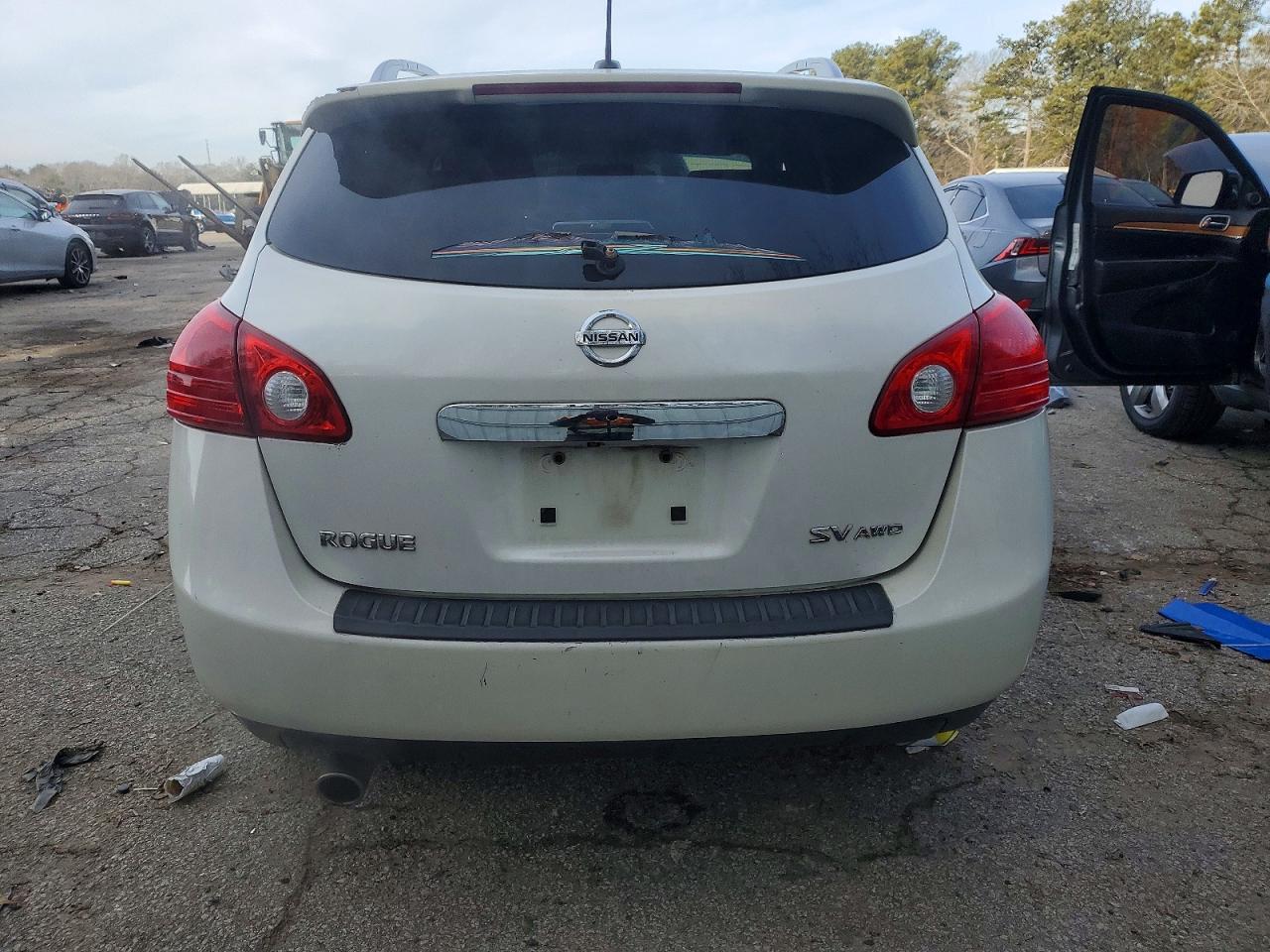 2011 NISSAN ROGUE S photo 11