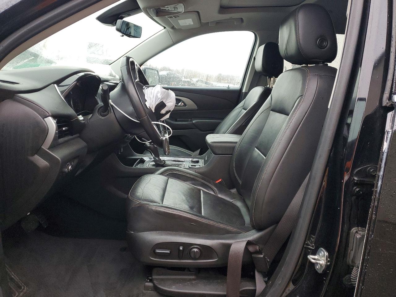 2020 CHEVROLET TRAVERSE LT photo 19