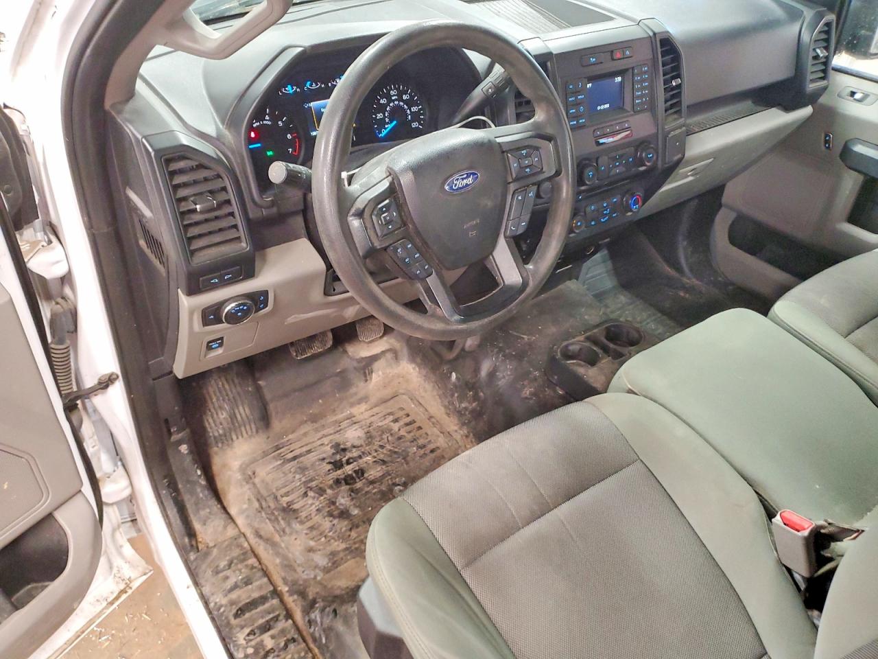 2016 FORD F150 photo 8