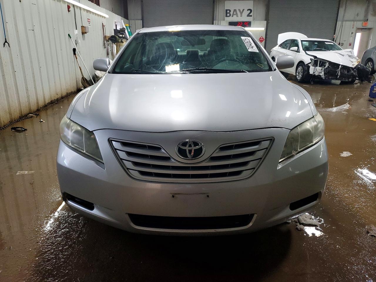 2009 TOYOTA CAMRY LE photo 13