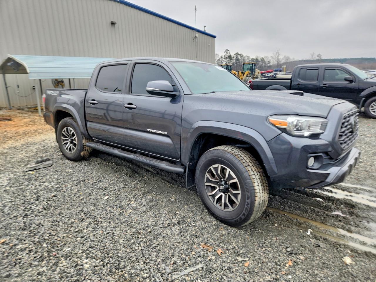 2021 TOYOTA TACOMA photo 7