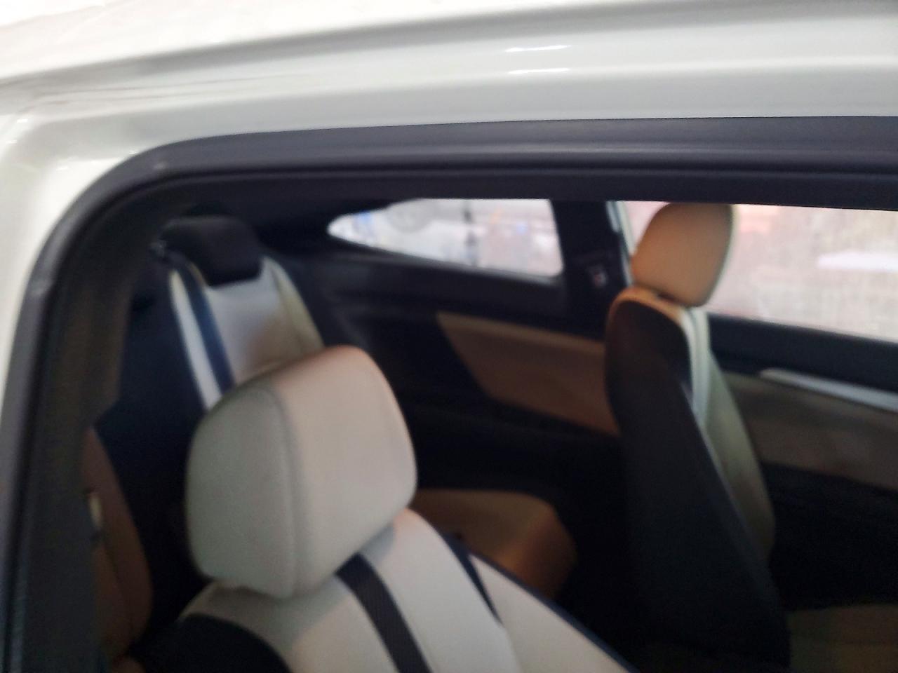 2016 HONDA CIVIC LX photo 19