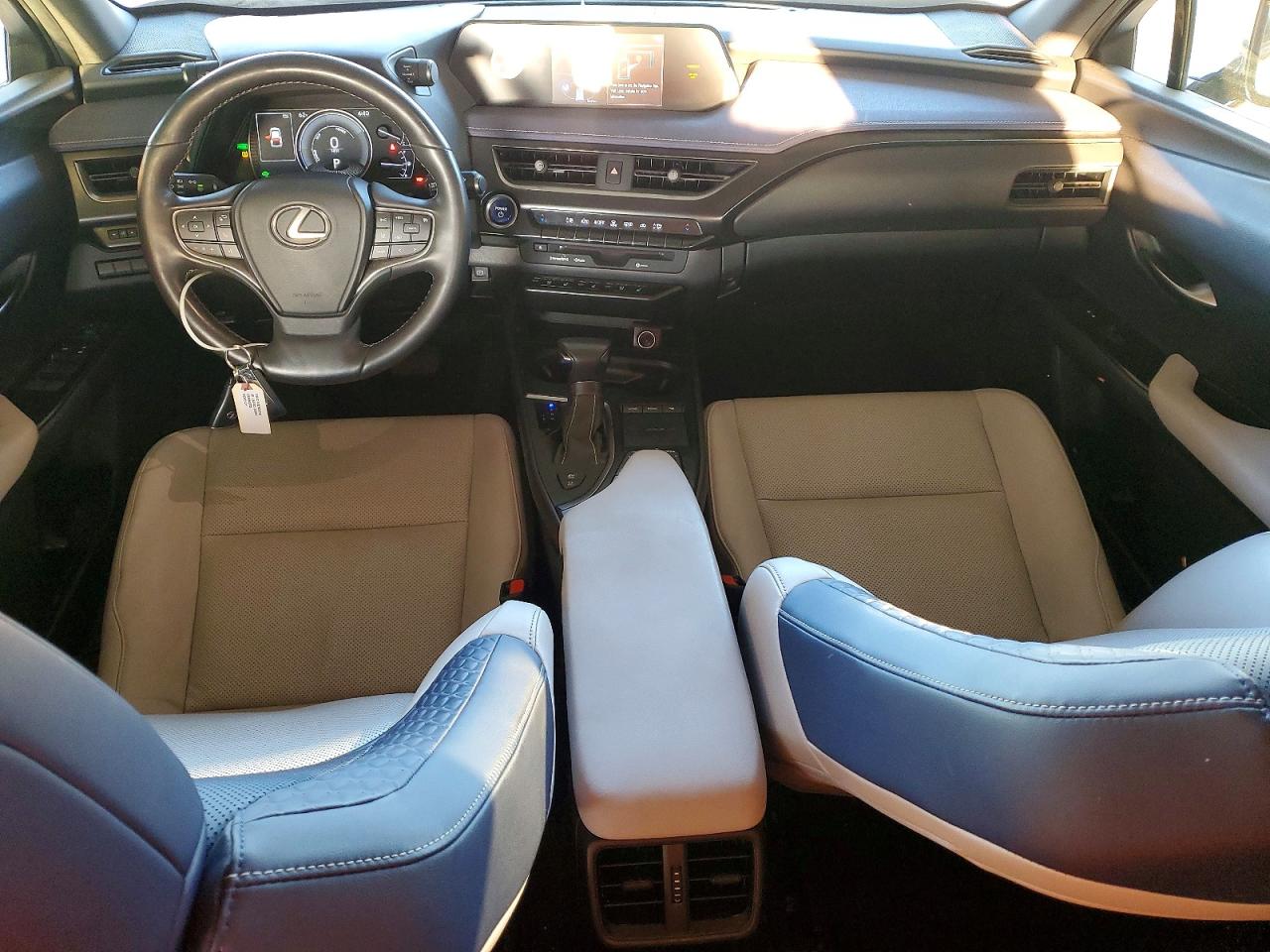 2020 LEXUS UX 250H photo 8