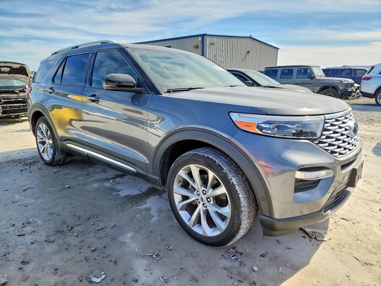 2021 FORD EXPLORER PLATINUM photo 4