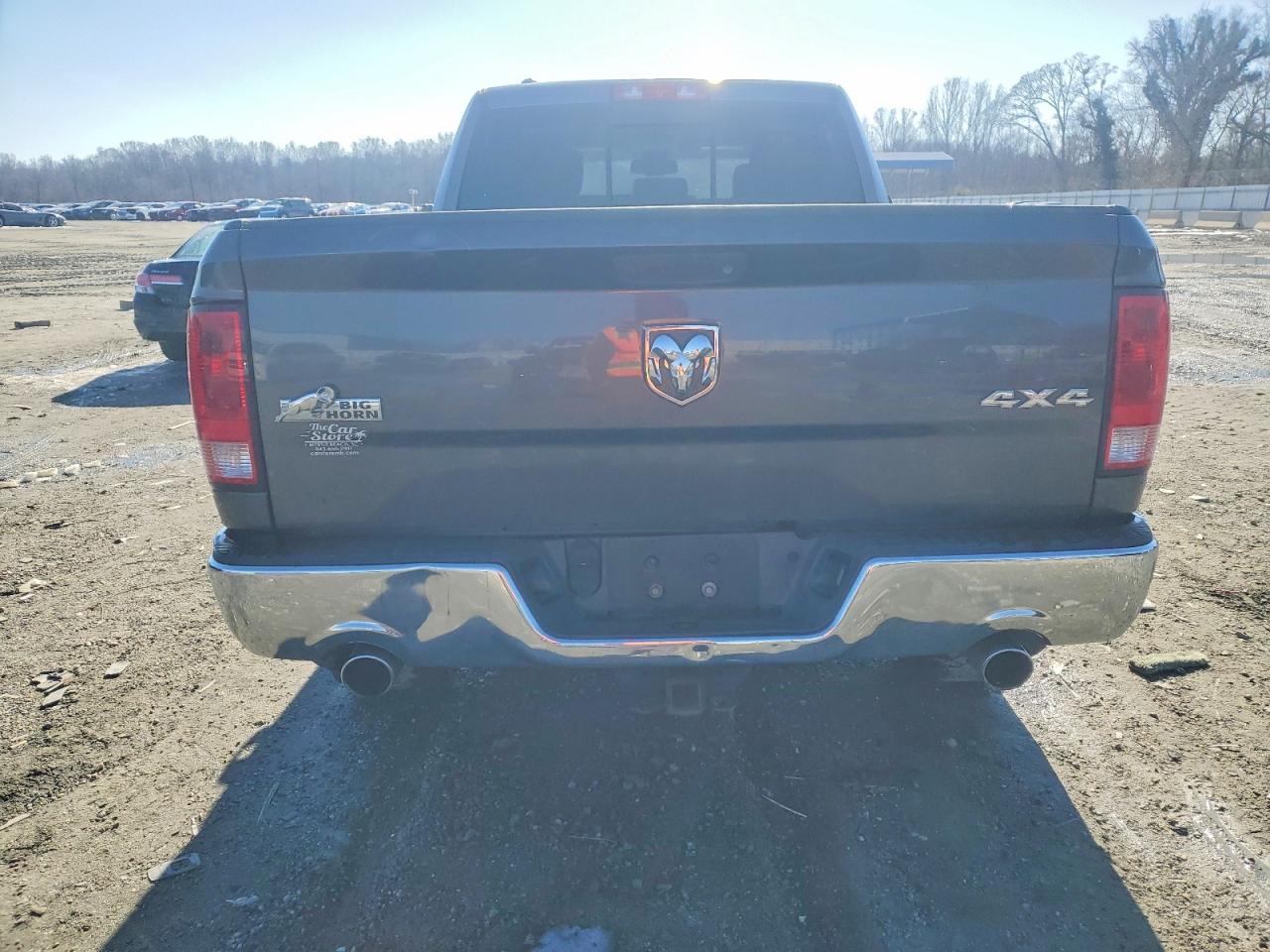 2015 RAM 1500 SLT photo 11