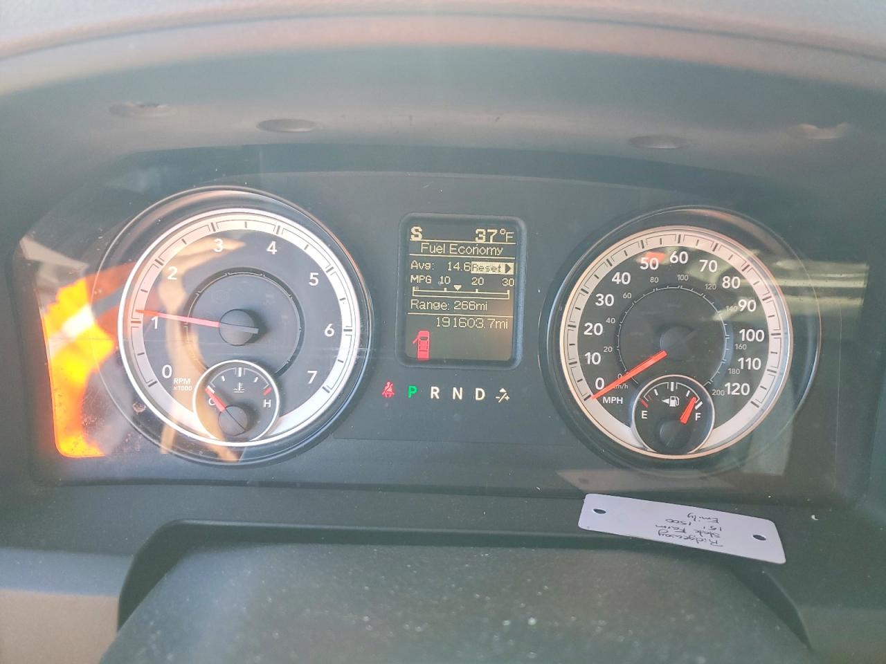 2015 RAM 1500 SLT photo 17