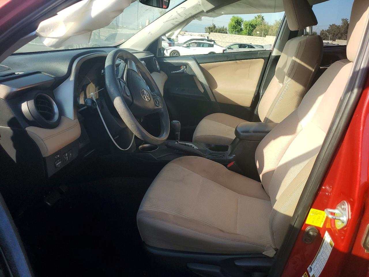 2015 TOYOTA RAV4 XLE photo 7