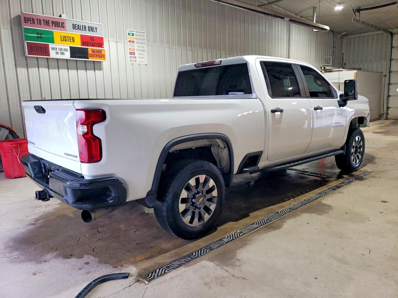 2023 CHEVROLET SILVERADO K2500 CUSTOM photo 5